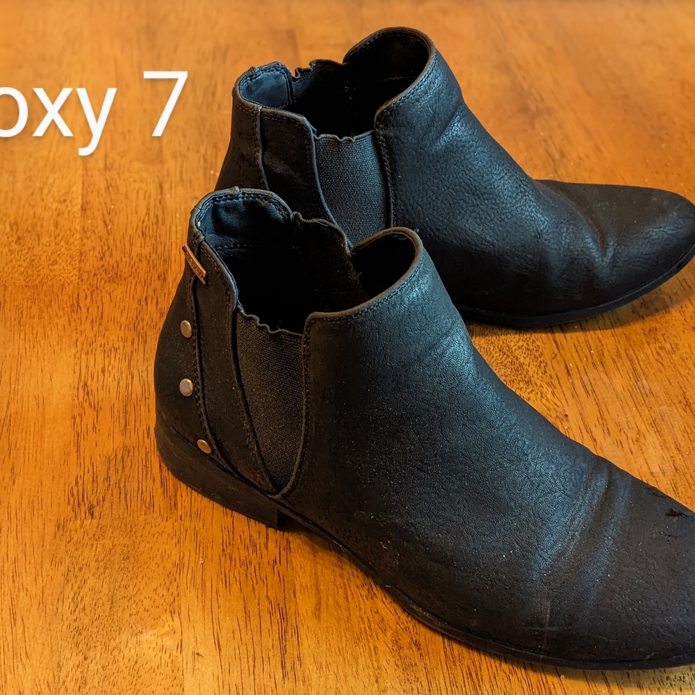Roxy Black Ankle Boots